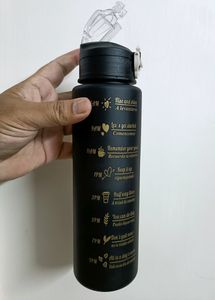 Motivation Bottle 900ml  Black Print