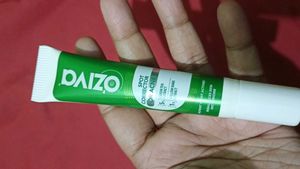Oziva Spot Corrector for Acne