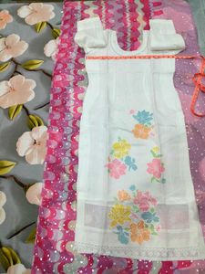 unused fresh White Floral Kurta Set with Dupatta