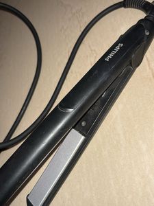 Philips hair straightener black colour