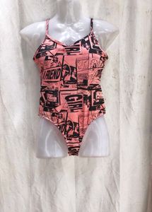16258. Patterned bodysuit