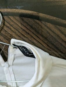 Classic White Collared Long Sleeve Top