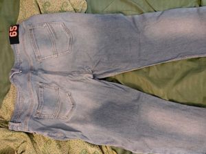 UCB Light Wash Distressed Denim Jeans
