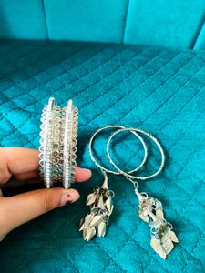 Elegant Latkan Bangles ✨