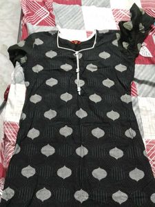 Stylish Black Printed Kurta