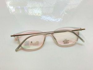 Silver Grey Full Rim Cat Eyeglasses