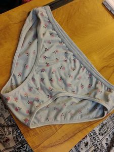 Floral Print grey scarf