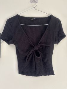 Black Tie-Front Crop Top