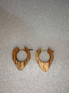 Wooden earings.