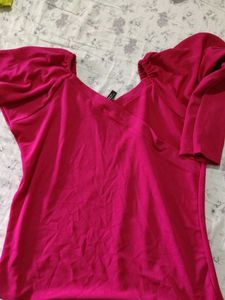 V-Neck Puffed Sleeve Top