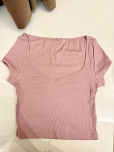 ❗️Cute Pink Ribbed Cropped Top❗️
