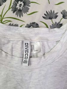 (RESERVED) H&amp;M Fitted T-shirts Pack Of 2 &amp; Palazzo