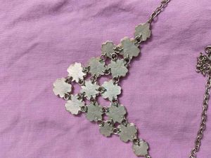 Chic Flower Statement Necklace