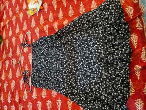 Floral Print Midi dress with free de