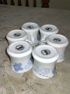 Vintage Coffee Mug Set