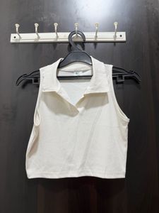 Ribbed Collared Sleeveless Crop Top