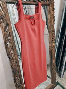 New Kasually Sleek Midi Bodycon Dress never worn