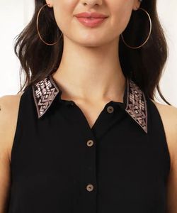 Black Embroidered Collar Sleeveless Kurta