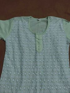 Chikankari Kurti