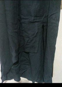 Stylish Black Kurta with Zipper Detail