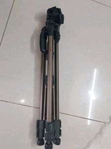 Lightweight Camera Tripod