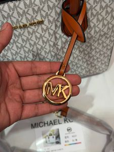 Michael Kors Signature Tote Bag