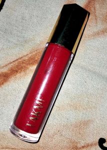 Lakme Red Liquid shimmer Lipgloss