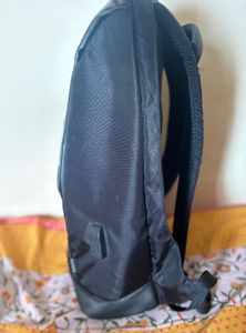 Stylish Black Backpack for Everyday Use