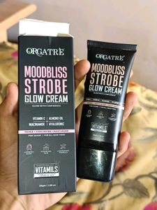 Orgatre Atre Moodbliss Strobe Glow Cream