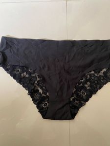 Black Lace Trim Bra and Panty Set