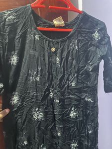 Floral Print Black Kurti