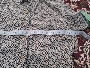 Classic Geometric Print Button-Up Shirt