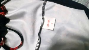 URBANIC TOP