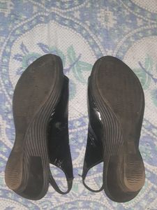 Ladies Shoe 👞