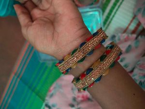 2 Sets of  Sparkling Bang