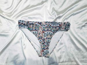 🇳🇿💫🎀Boho Paisley Print Bikini Bottoms