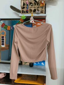 Cute Beige Long Sleeve Cropped Top