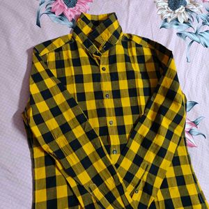 Men’s Yellow &amp; Black Checkered Casual Shirt
