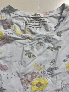 Light Blue Floral fitted Print T-Shirt