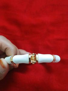 Elegant White &amp; Gold Bamboo Bangle