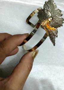 Leaf Design anti Tarnish Bracelet