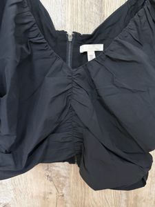 Chic Black Puff Sleeve Ruched Top