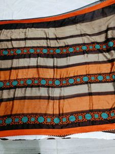 🇳🇿💫🎀Stylish Striped Saree with Embellished