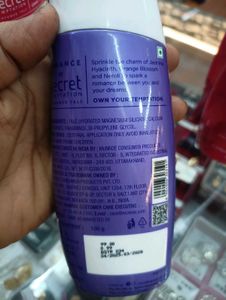 Secret Temptation Talcum powder