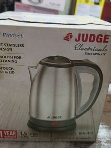 Electric Kettle 1.5 Ltr With 1 Year Warranty