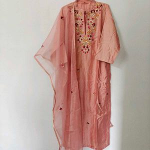 Pink Embroidered Floral Neckline Kurta Set