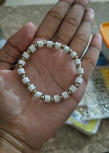 White &amp; silver Beaded Bracelet
