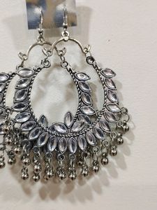 Earings