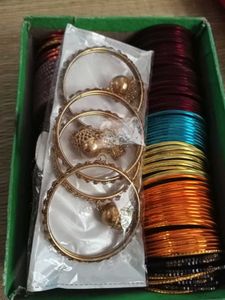 Vibrant Bangle Set
