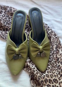 Chic Green Bow Mules